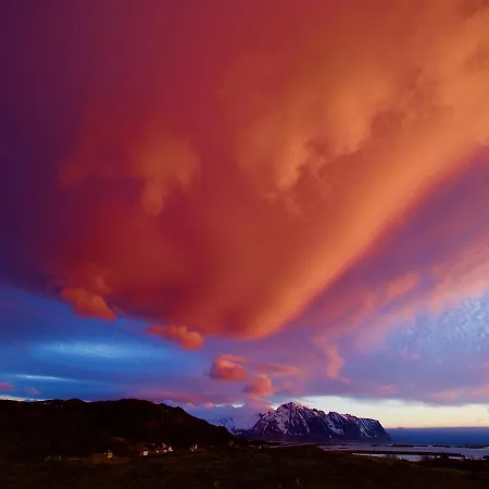 Lofoten Troll View *